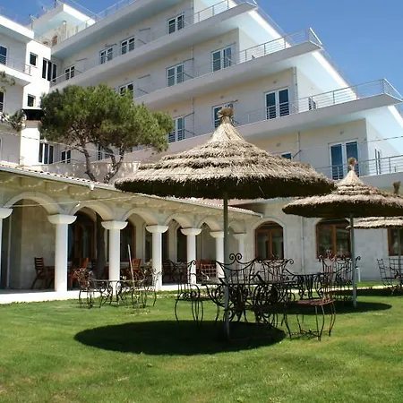 Europa Grand Hotel 4*