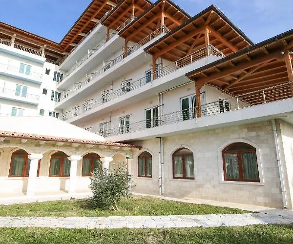 Europa Grand 4* Vlorë