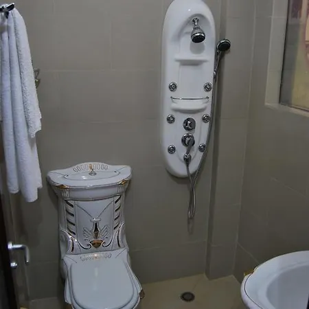 Europa Grand ホテル Vlorë