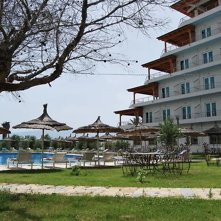 ホテル Europa Grand Vlorë