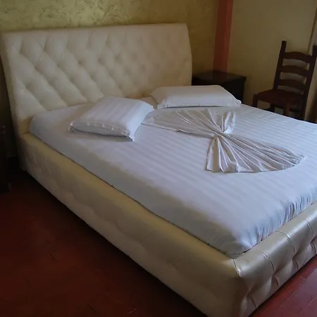 ホテル Europa Grand Vlorë