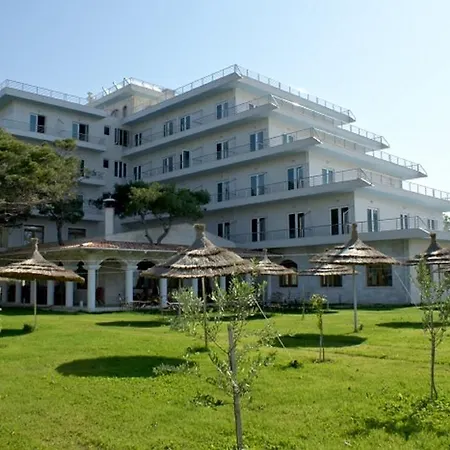 Europa Grand 4*