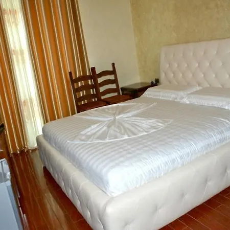 ホテル Europa Grand Vlorë