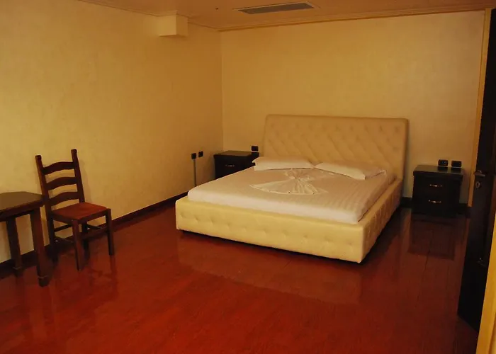 Europa Grand ホテル Vlorë
