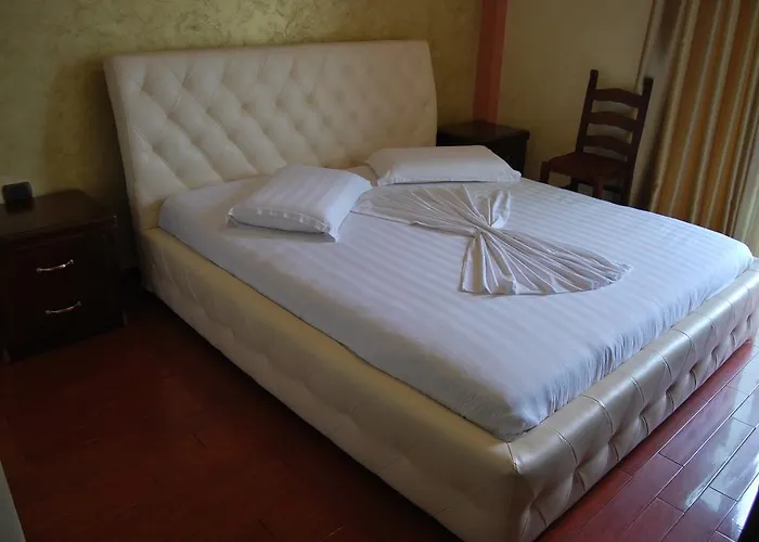 ホテル Europa Grand Vlorë